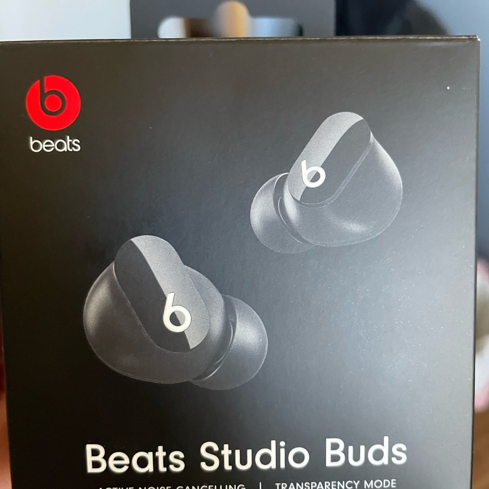 Beats Studio Buds - Black